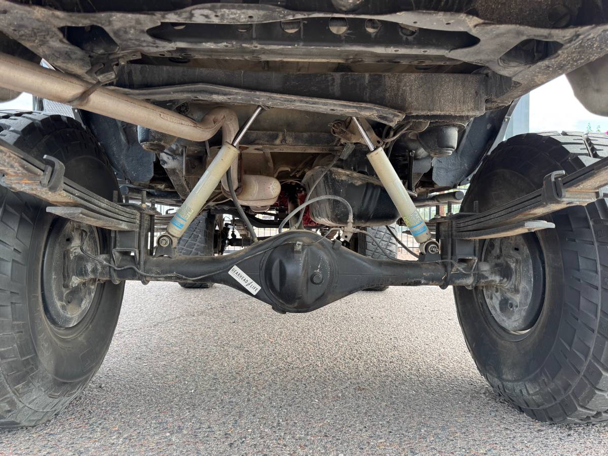 Toyota-4runner-sr5-4x4-1992-11