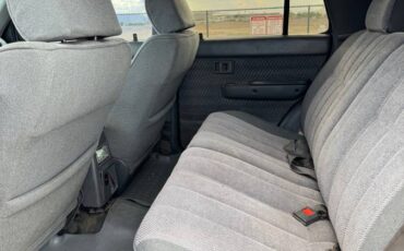 Toyota-4runner-sr5-4x4-1992-28