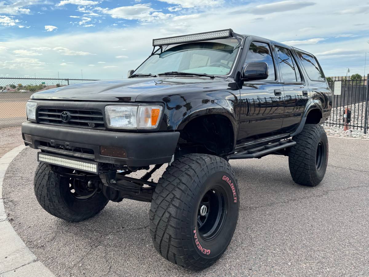 Toyota-4runner-sr5-4x4-1992