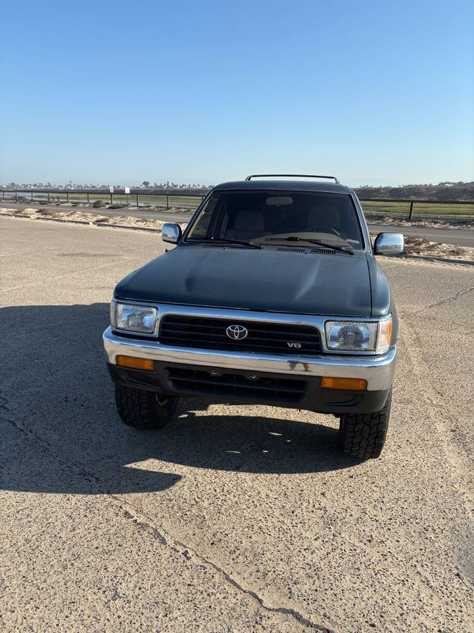 Toyota-4runner-sr5-4x4-1994-green-1