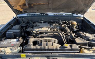 Toyota-4runner-sr5-4x4-1994-green-4