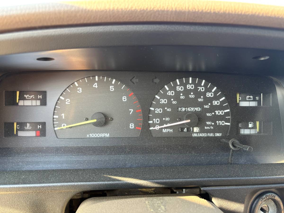 Toyota-4runner-sr5-4x4-1994-green-5