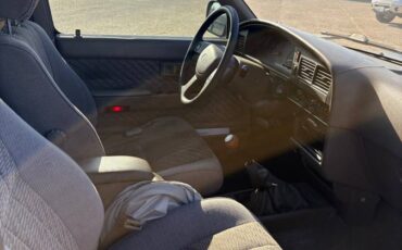 Toyota-4runner-sr5-4x4-1994-green-6
