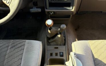 Toyota-4runner-sr5-4x4-1994-green-7