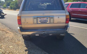Toyota-4runner-sr5-4x4-1995-brown-2