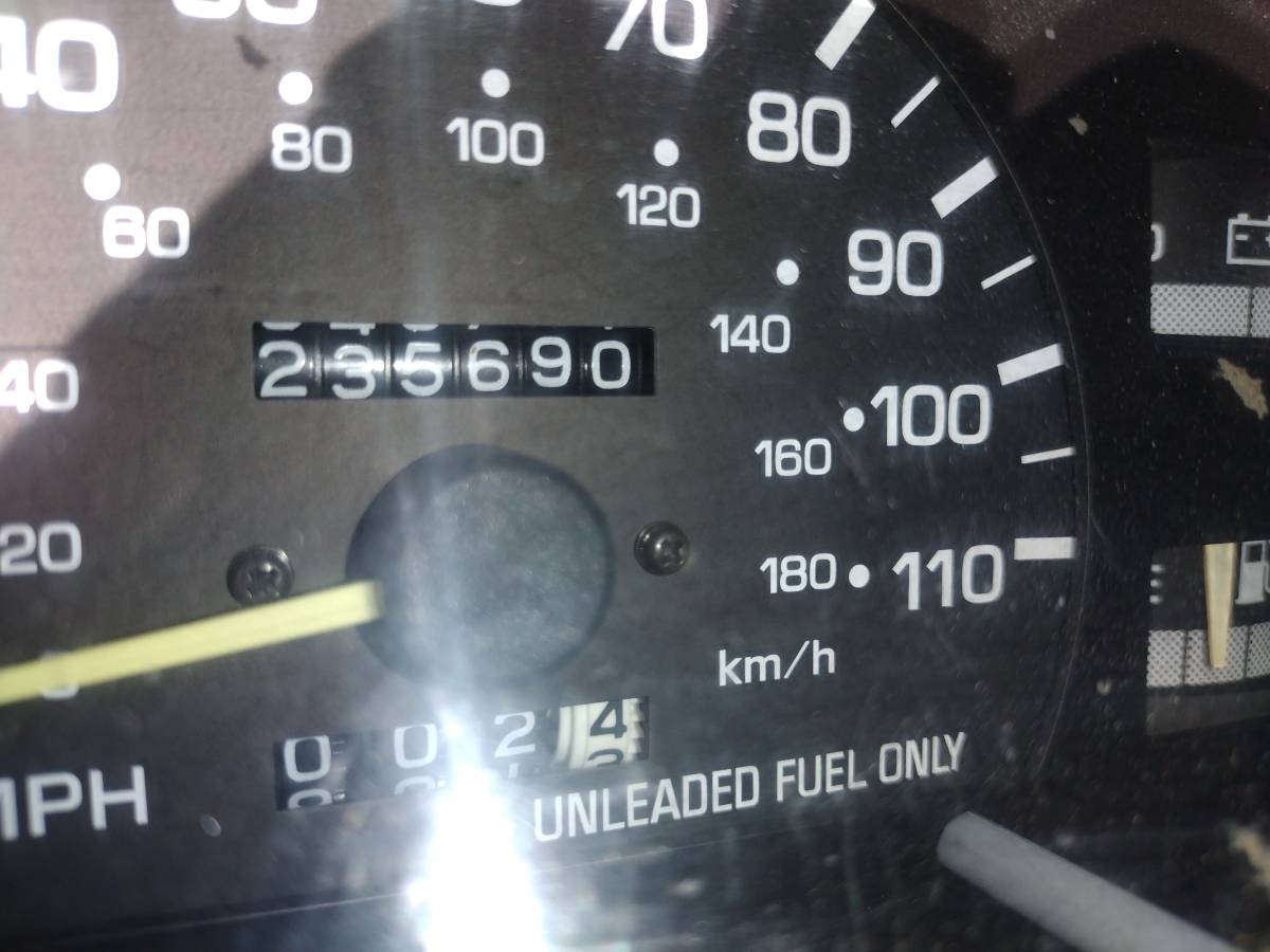 Toyota-4runner-sr5-4x4-1995-red-5