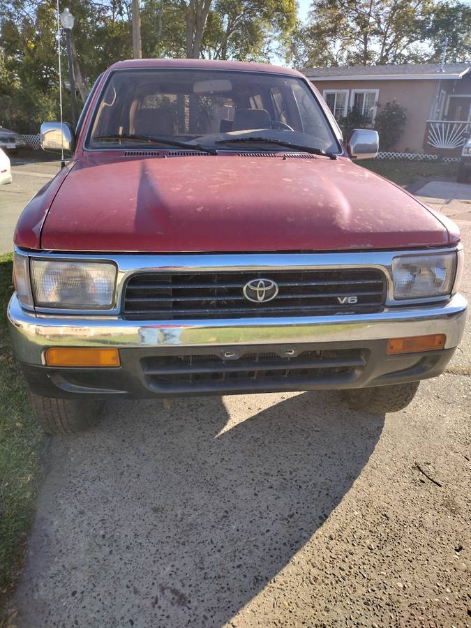 Toyota-4runner-sr5-4x4-1995-red-6
