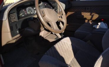 Toyota-4runner-sr5-4x4-1995-red-8