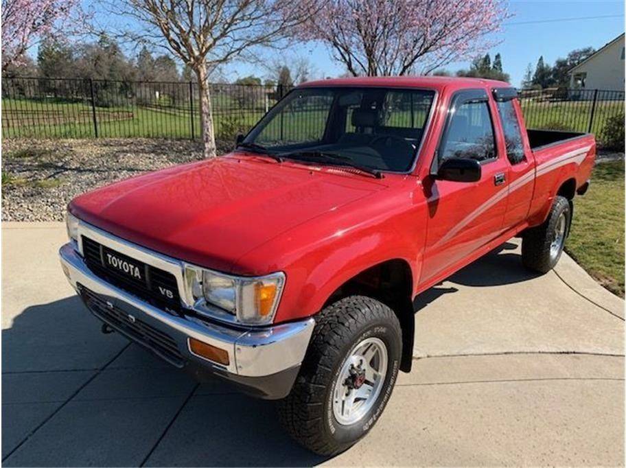 Toyota-4wd-pickups-1990-2