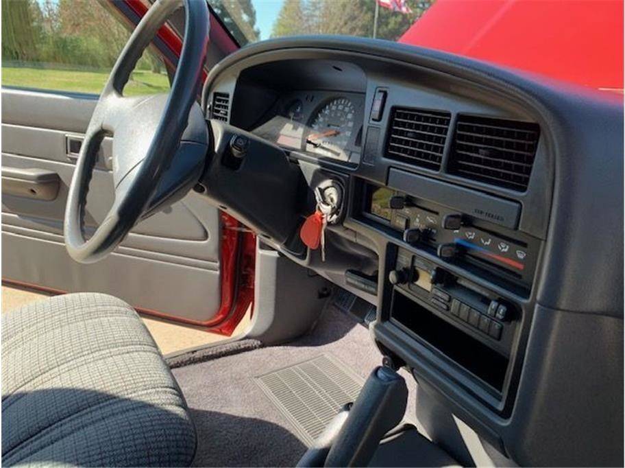 Toyota-4wd-pickups-1990-29