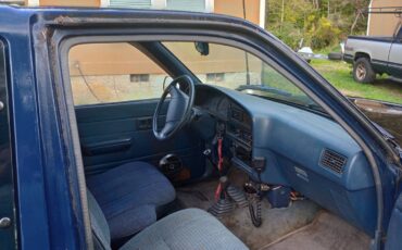 Toyota-4x4-re-1990-blue-3
