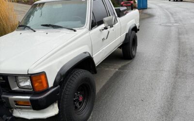 Toyota 4×4 xtracab 1986