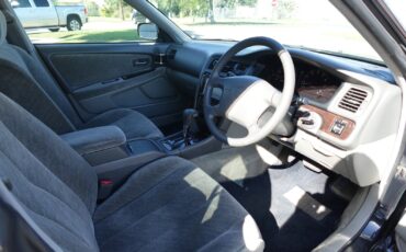 Toyota-Chaser-1996-Sedan-13