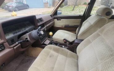 Toyota-Cressida-1983-Gray-Beige-6