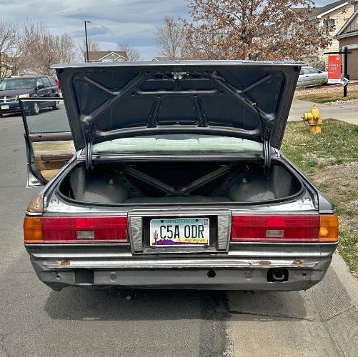 Toyota-Cressida-1983-Gray-Beige-9