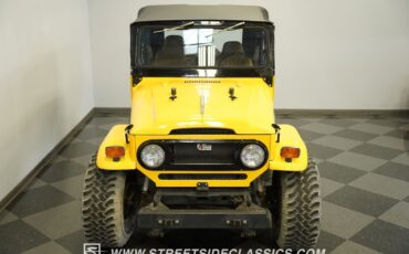 Toyota-FJ-Cruiser-1970-SUV-26