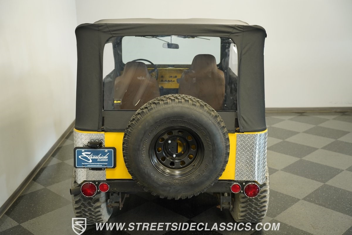Toyota-FJ-Cruiser-1970-SUV-31