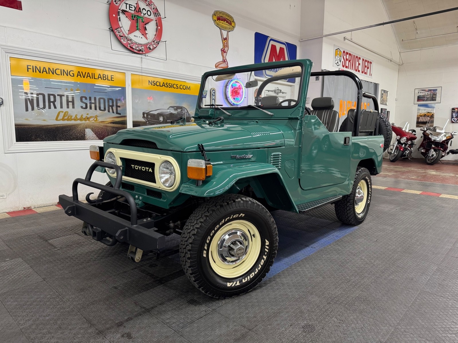 Toyota-FJ-Cruiser-1976-1