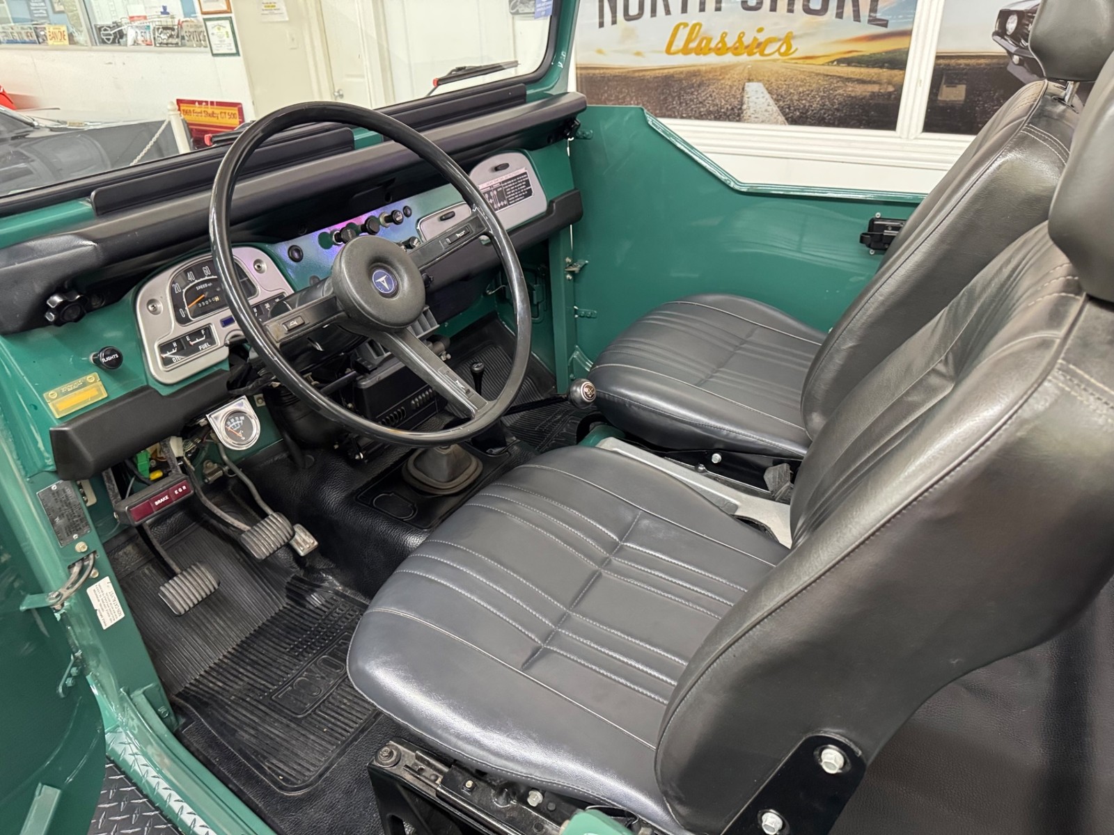 Toyota-FJ-Cruiser-1976-15