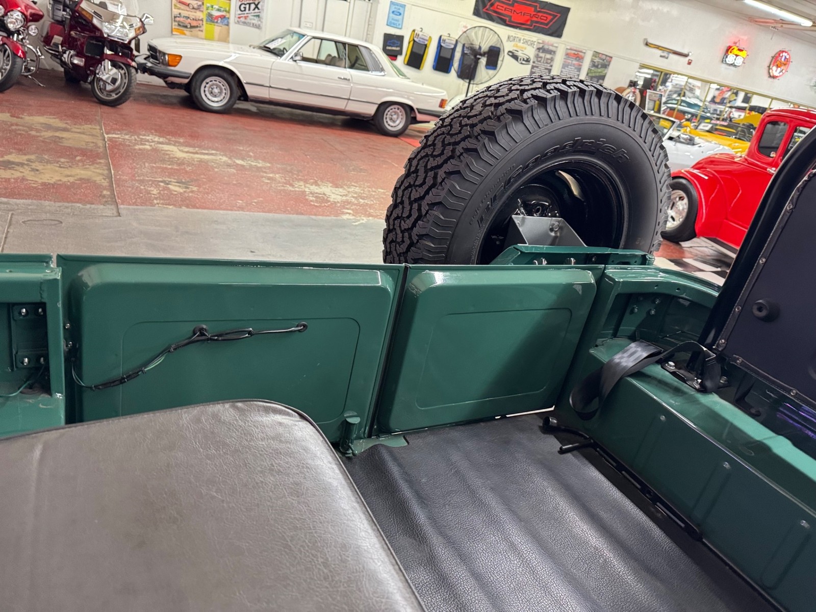 Toyota-FJ-Cruiser-1976-25