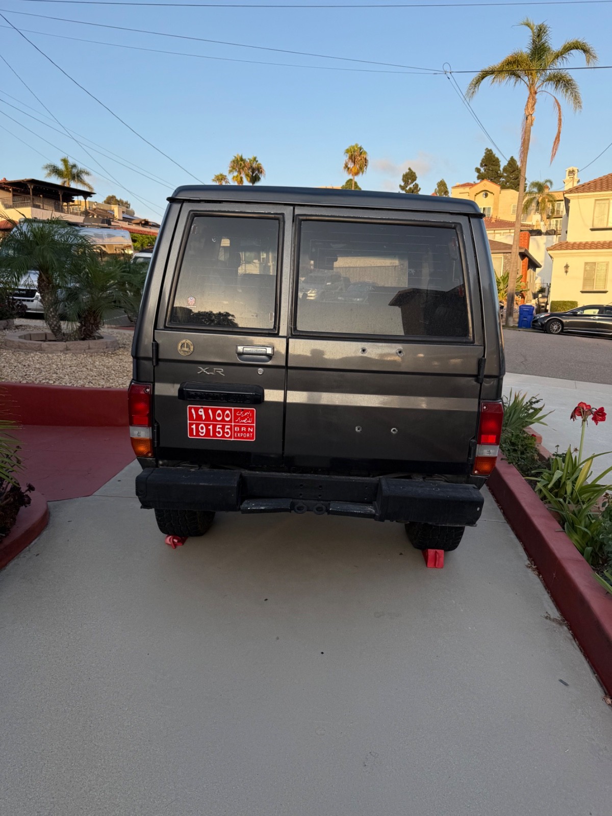 Toyota-FJ-Cruiser-1980-SUV-2