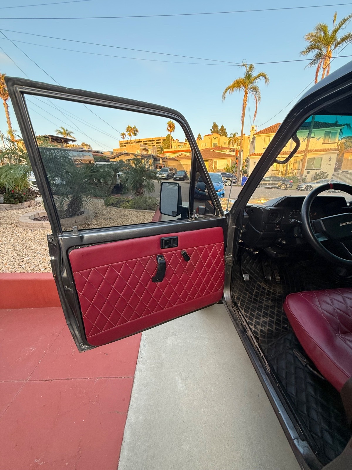 Toyota-FJ-Cruiser-1980-SUV-23