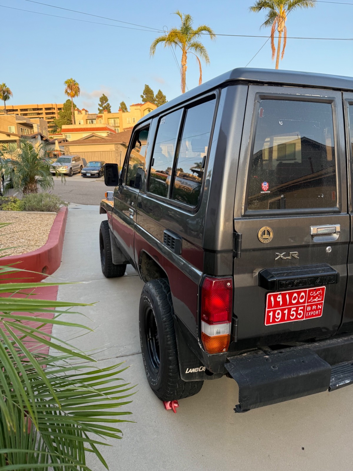 Toyota-FJ-Cruiser-1980-SUV-4