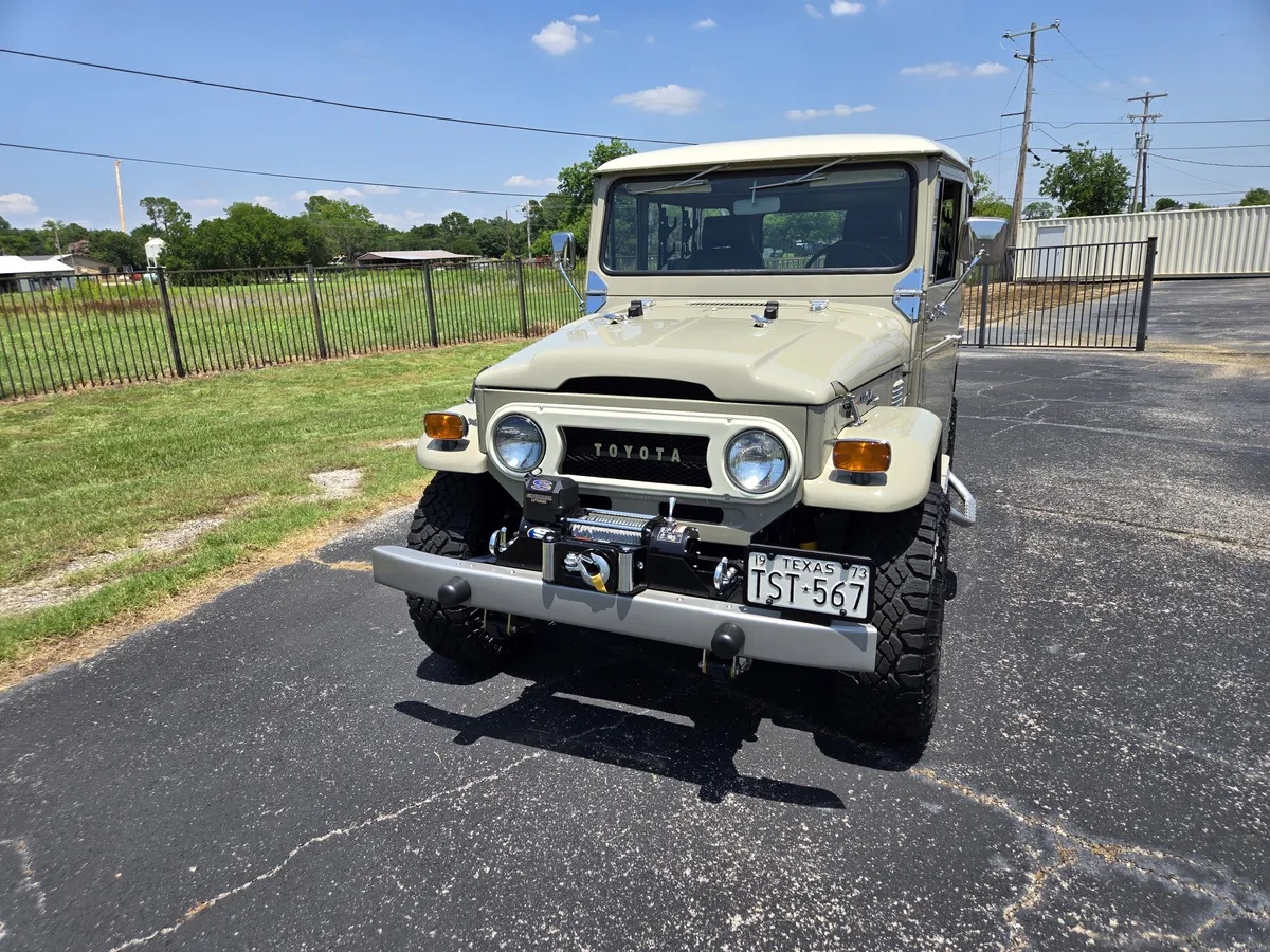 Toyota-Fj40-1973-Dune-Beige-Dune-Beige-10