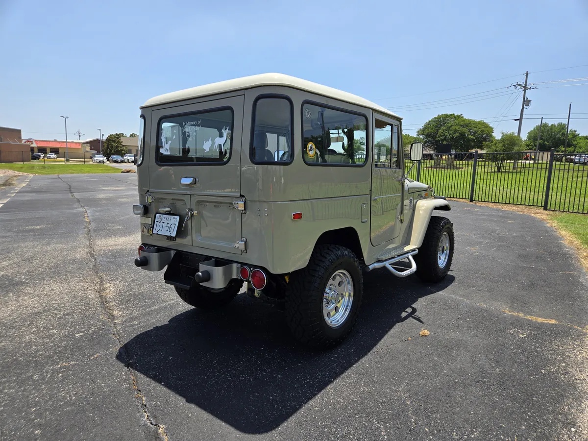 Toyota-Fj40-1973-Dune-Beige-Dune-Beige-13