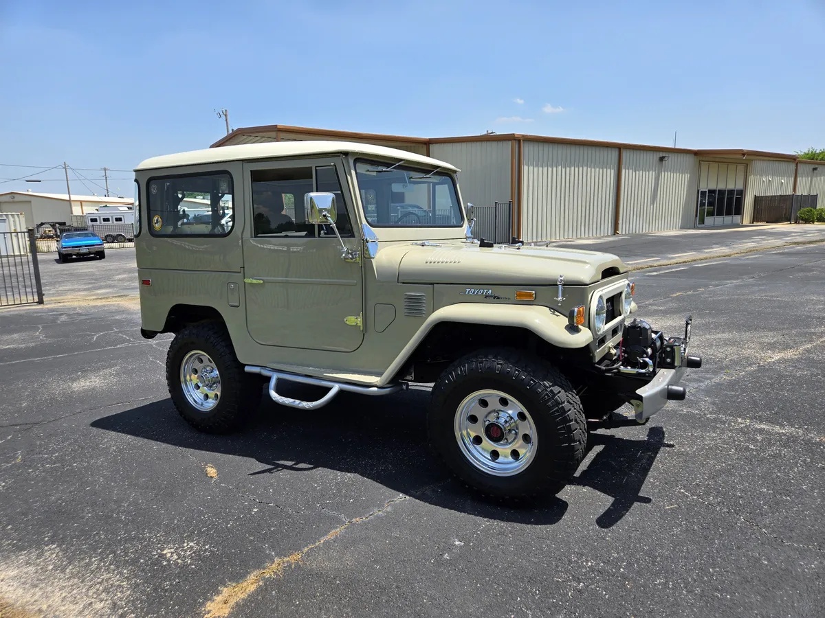 Toyota-Fj40-1973-Dune-Beige-Dune-Beige-14