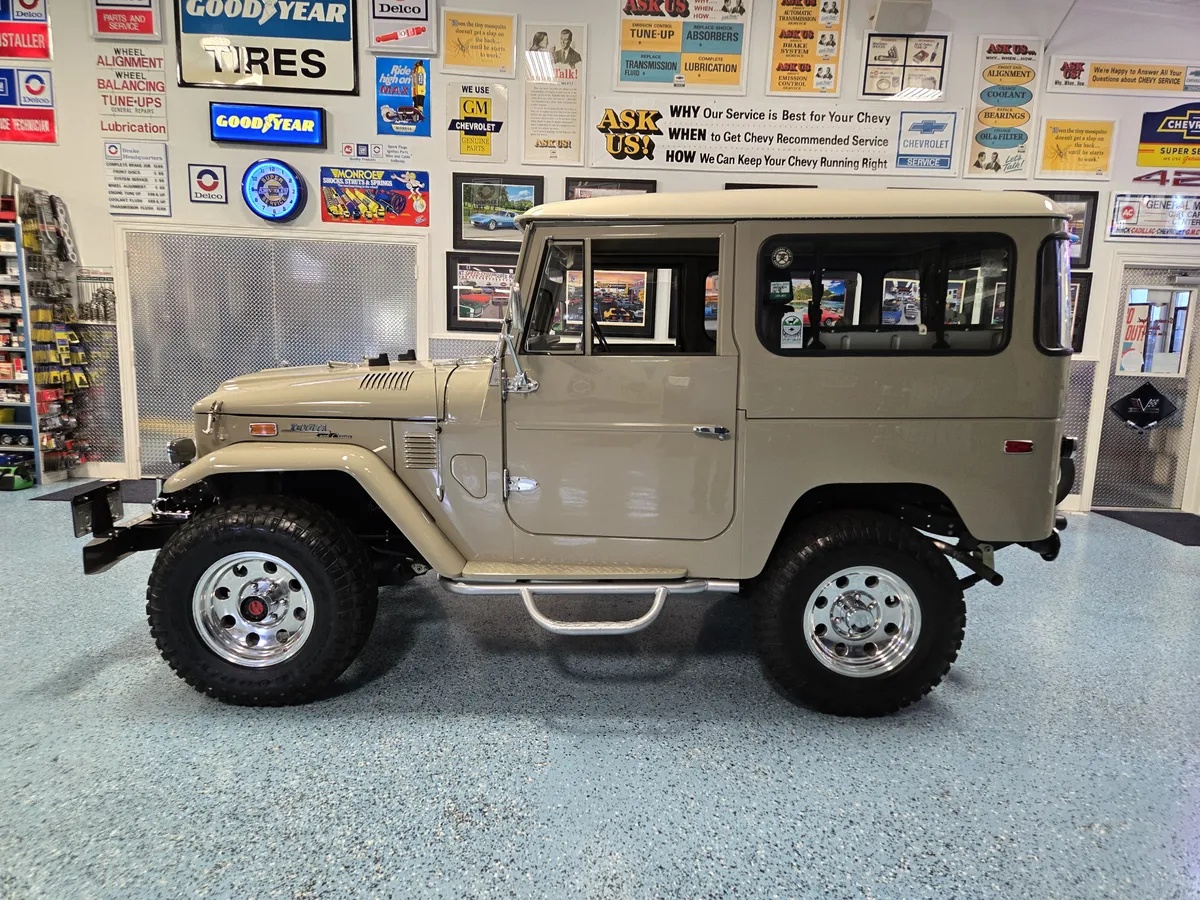 Toyota-Fj40-1973-Dune-Beige-Dune-Beige-19