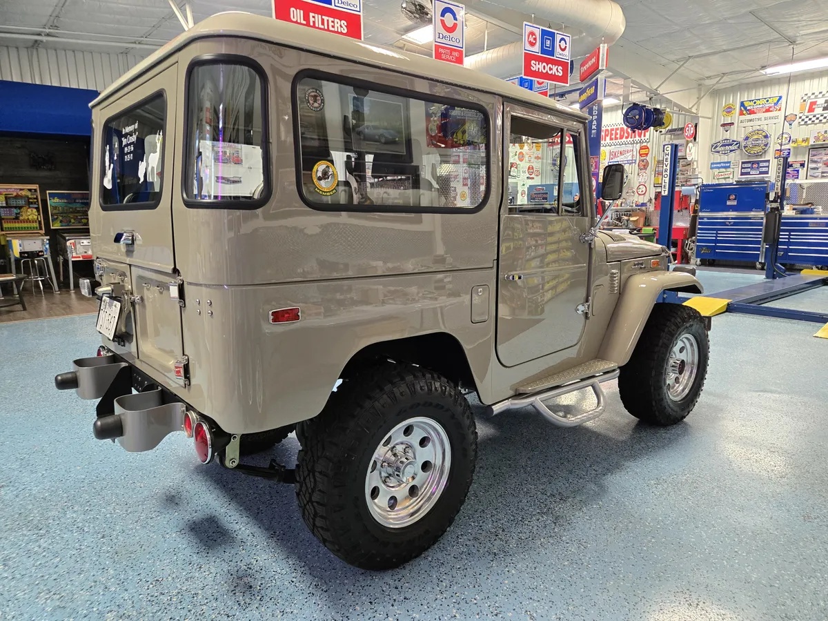 Toyota-Fj40-1973-Dune-Beige-Dune-Beige-3