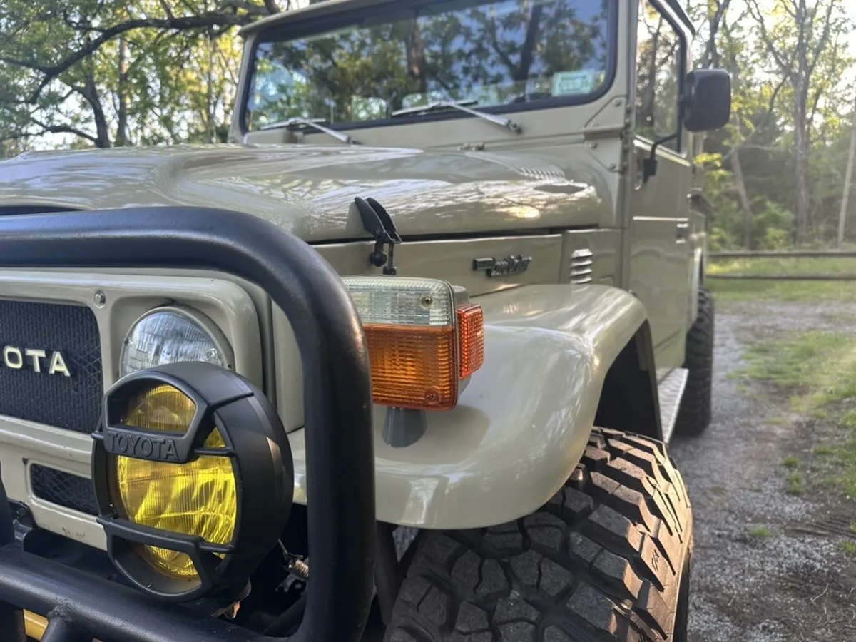 Toyota-Fj45-1983-Tan-464-Multi-4