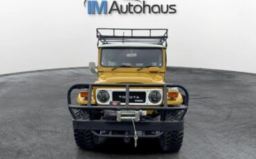 Toyota-LANDCRUISER-HJ45-1980-SUV