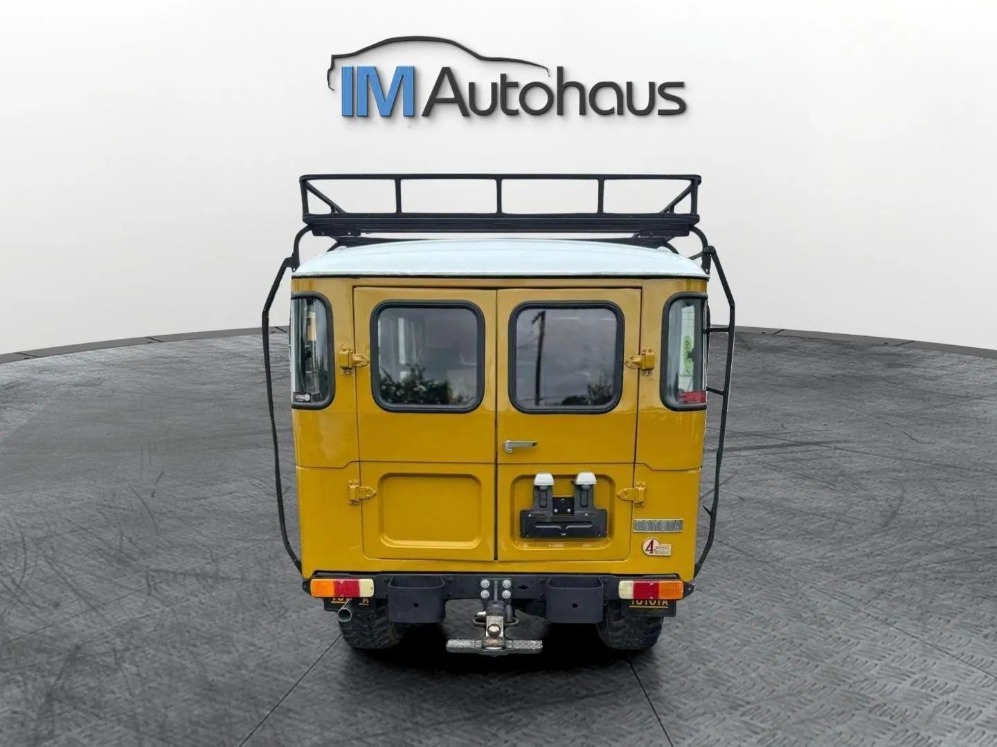 Toyota-LANDCRUISER-HJ45-1980-SUV-6