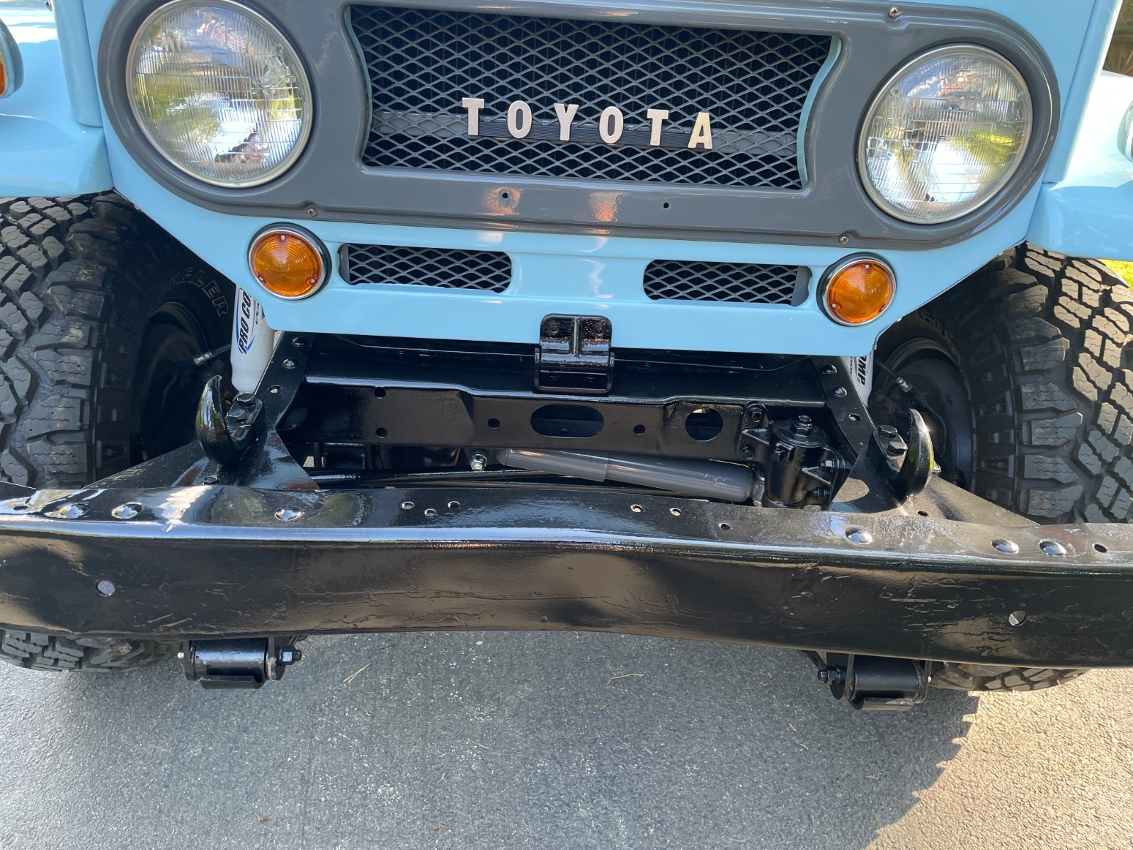 Toyota-Land-Cruiser-1969-4