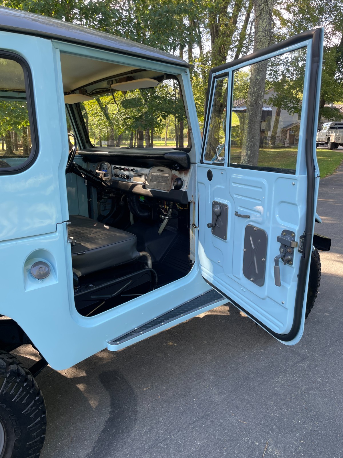 Toyota-Land-Cruiser-1969-6