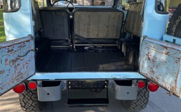 Toyota-Land-Cruiser-1969-9