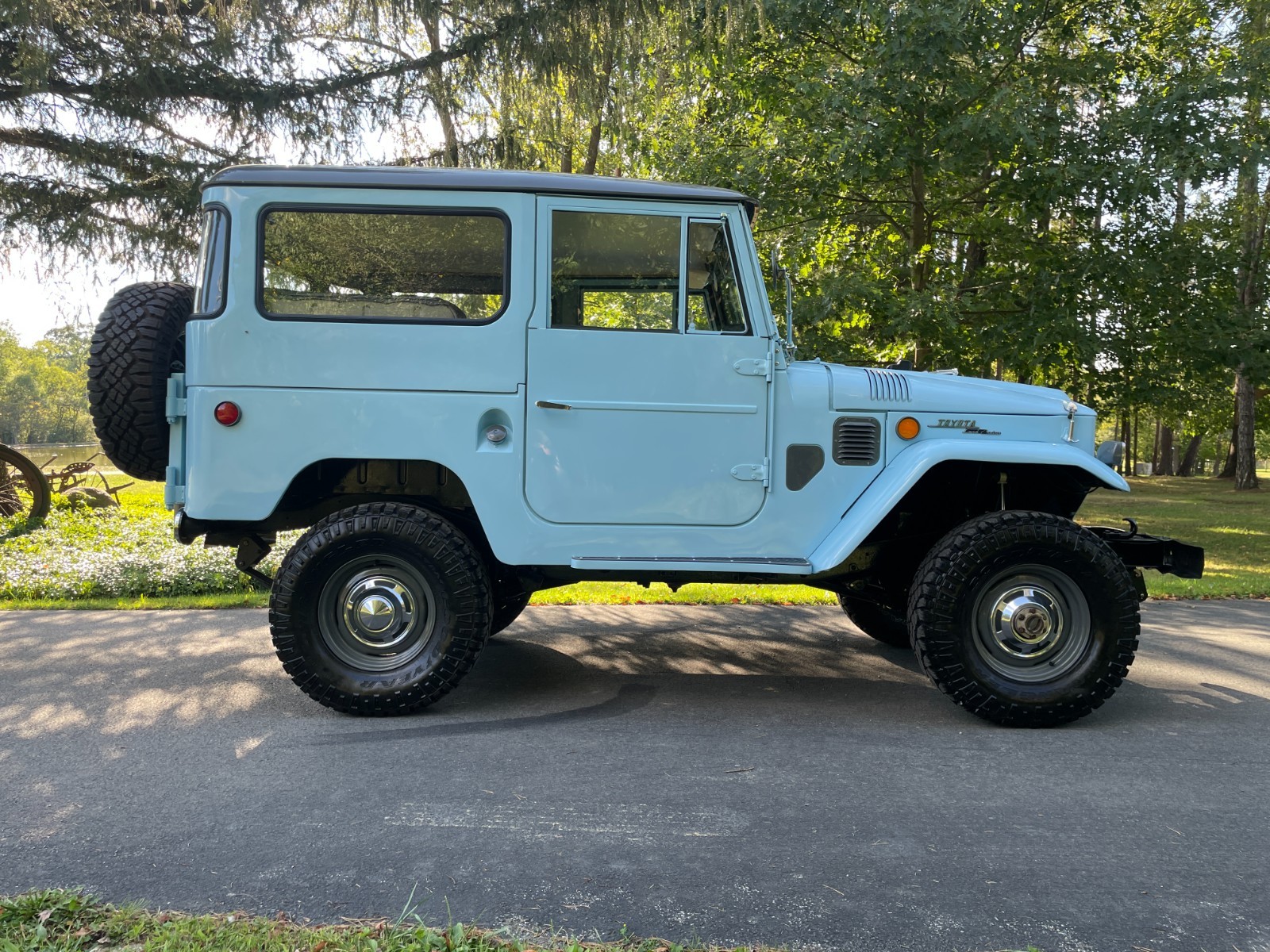 Toyota-Land-Cruiser-1969