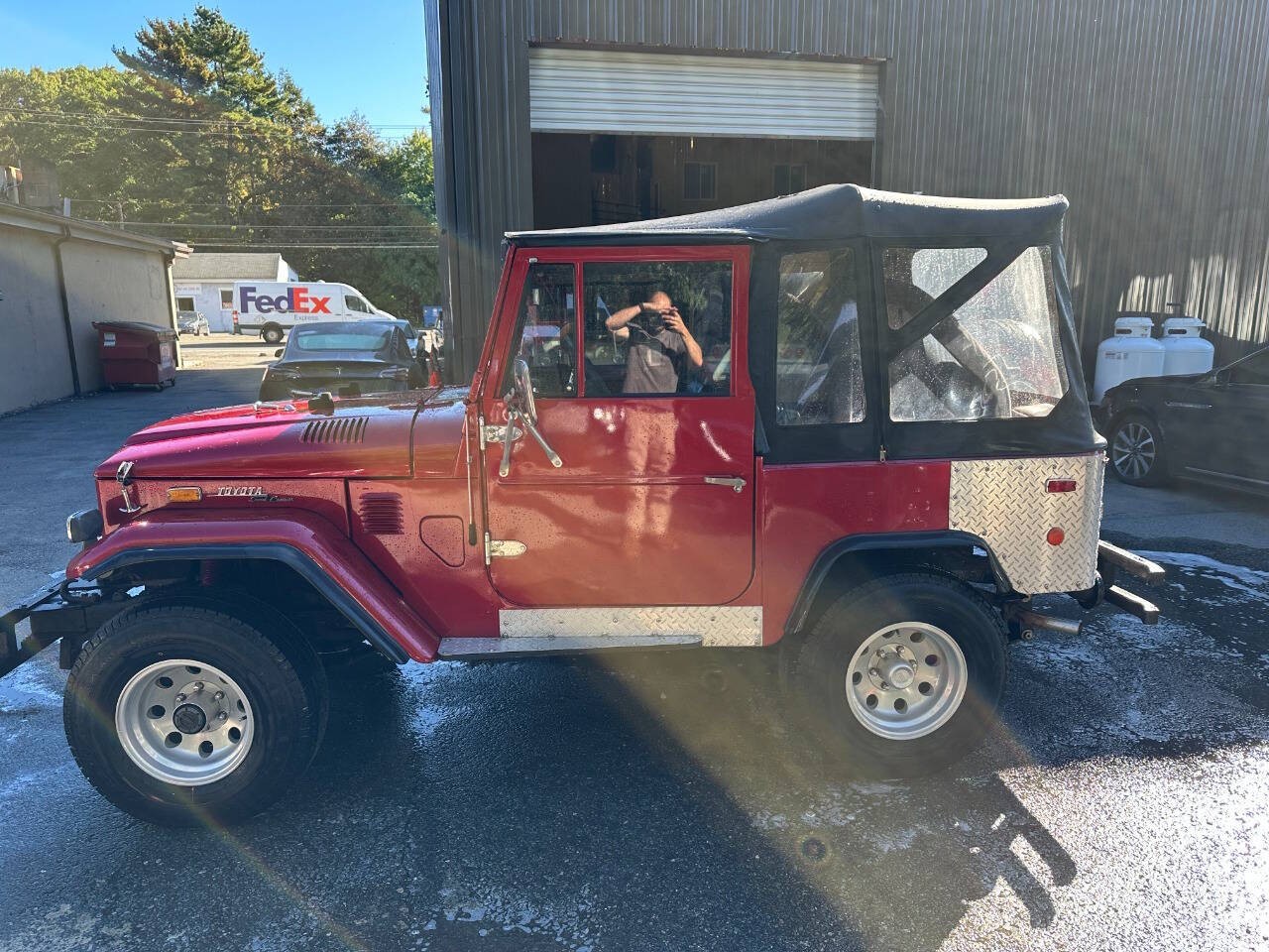 Toyota-Land-Cruiser-1972-SUV-3