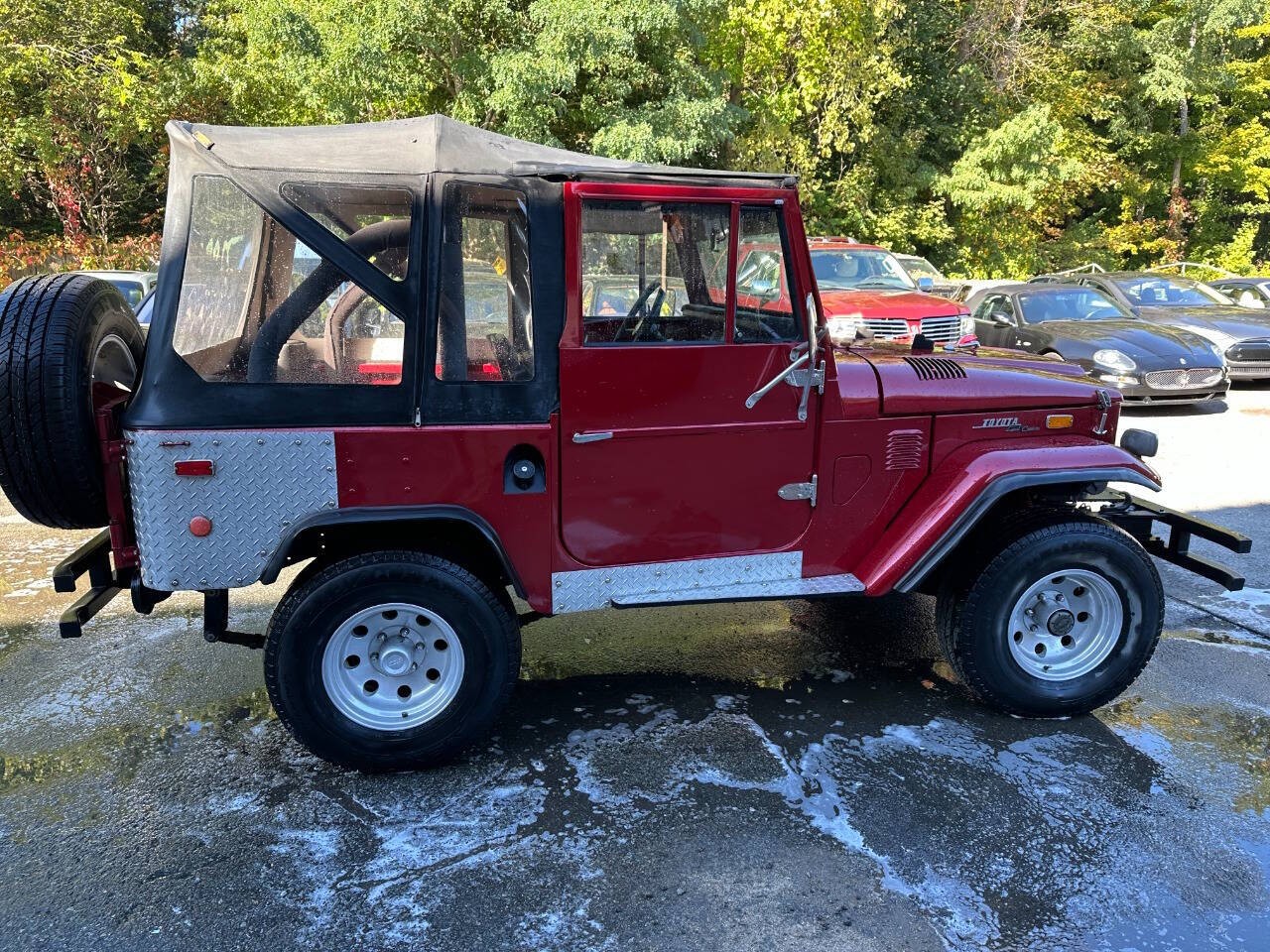 Toyota-Land-Cruiser-1972-SUV-7