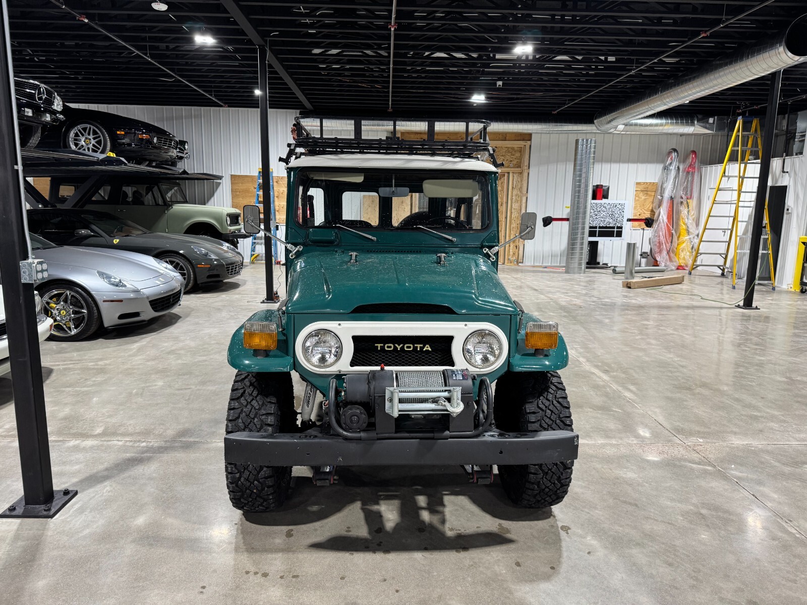 Toyota-Land-Cruiser-1976-1
