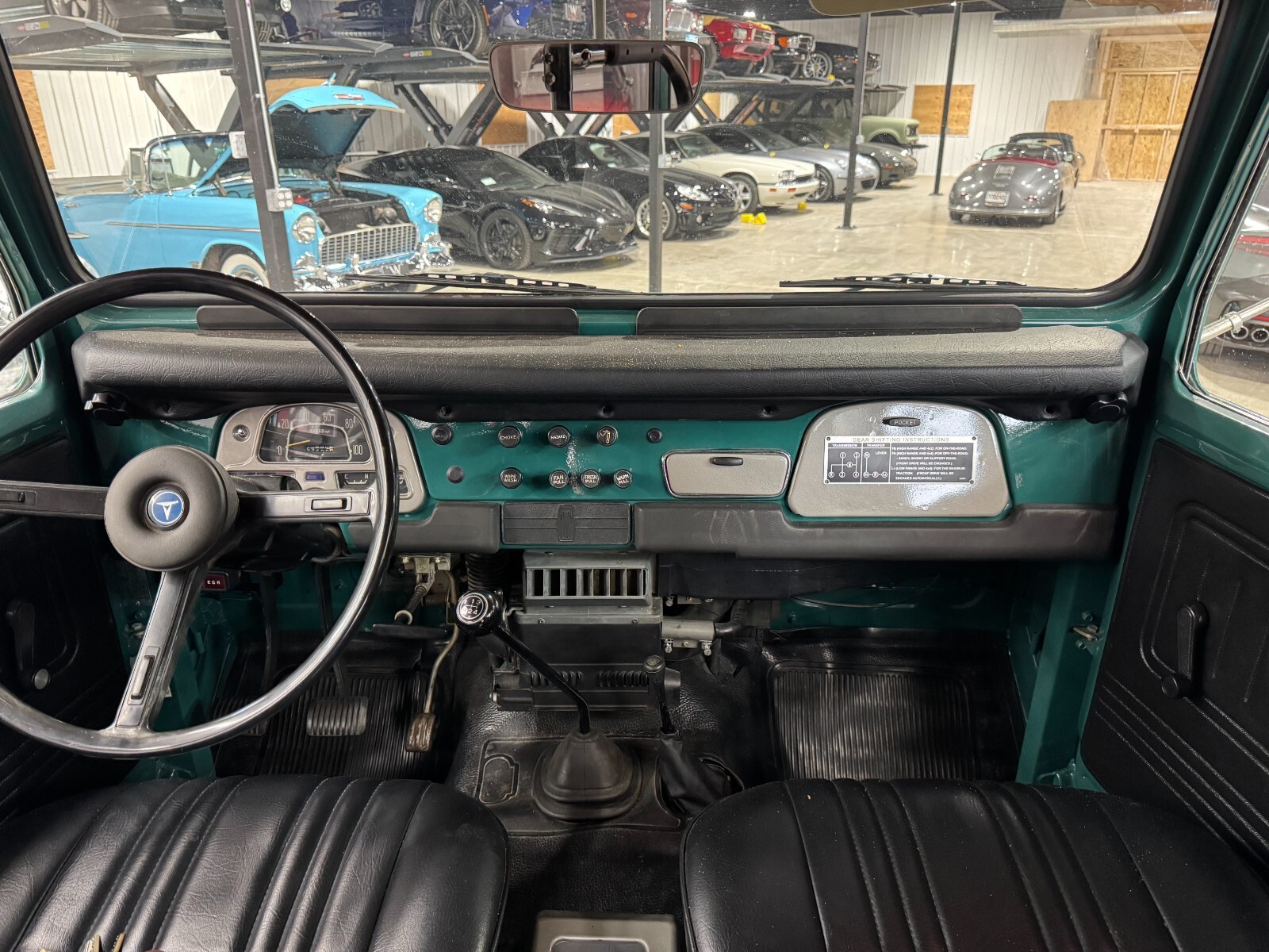 Toyota-Land-Cruiser-1976-4