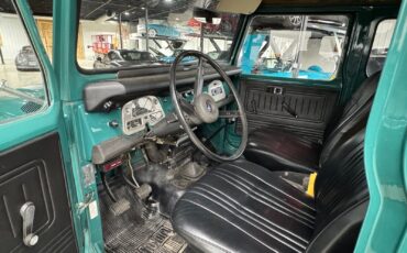Toyota-Land-Cruiser-1976-7