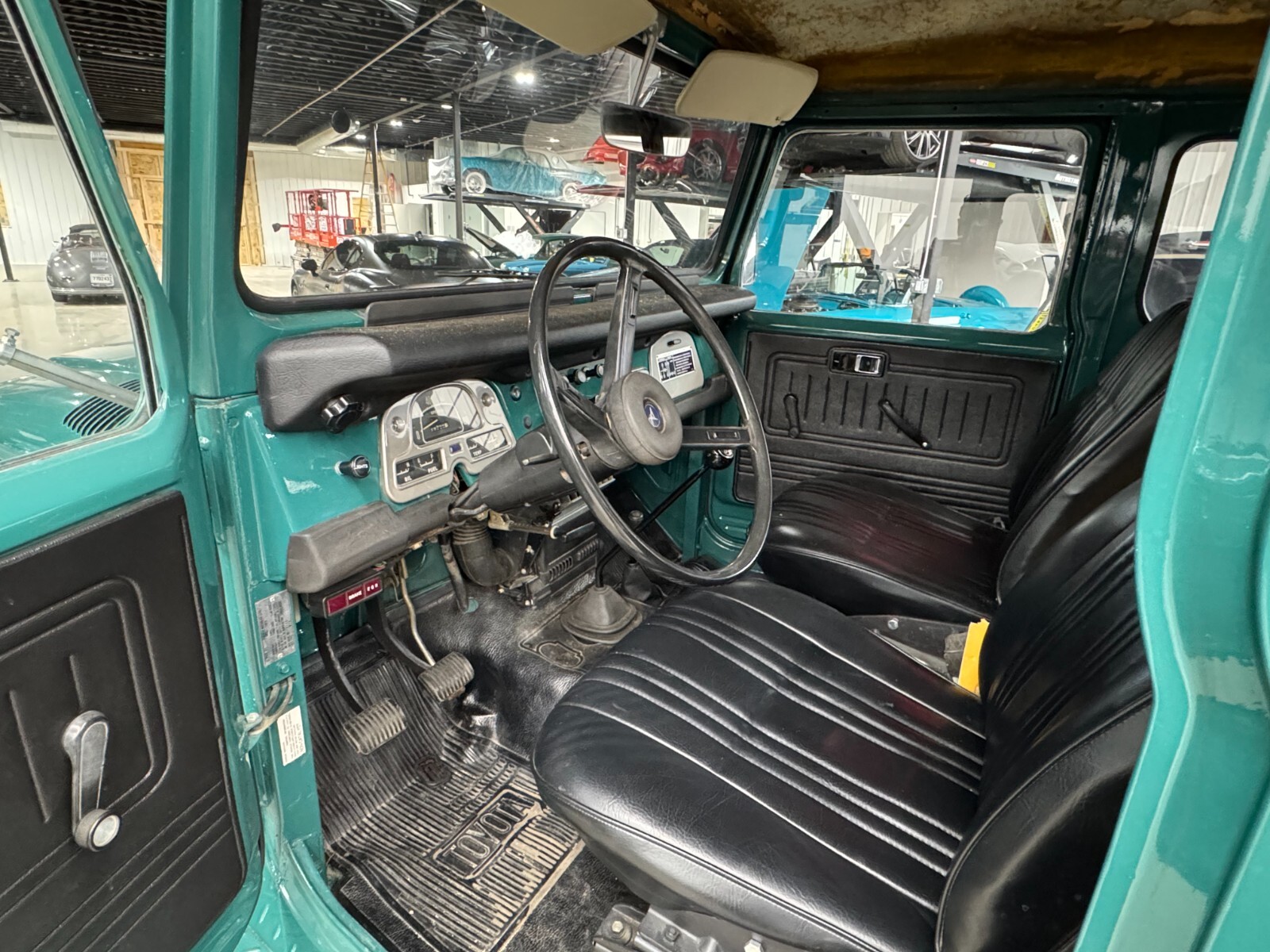 Toyota-Land-Cruiser-1976-7