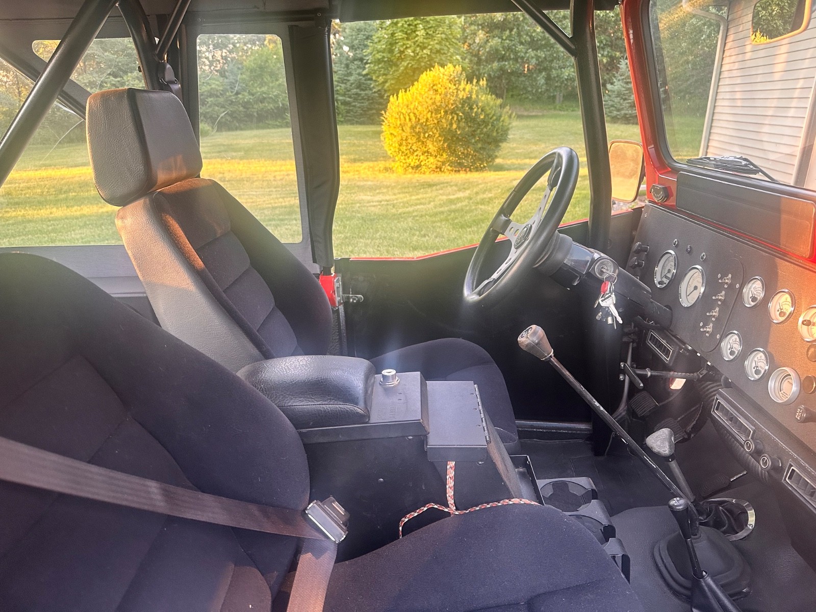 Toyota-Land-Cruiser-1977-SUV-34