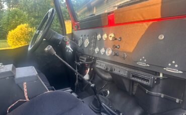 Toyota-Land-Cruiser-1977-SUV-35