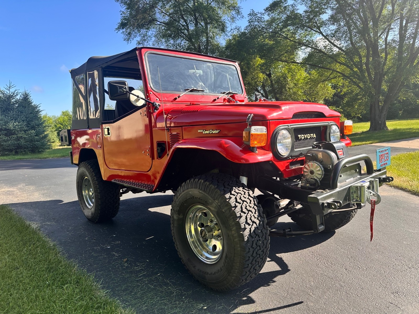 Toyota-Land-Cruiser-1977-SUV