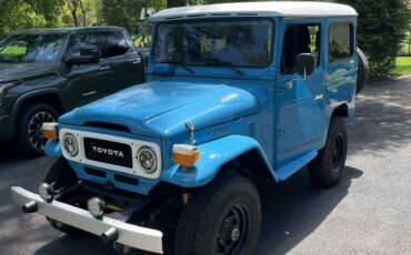 Toyota-Land-Cruiser-1980-SUV-9