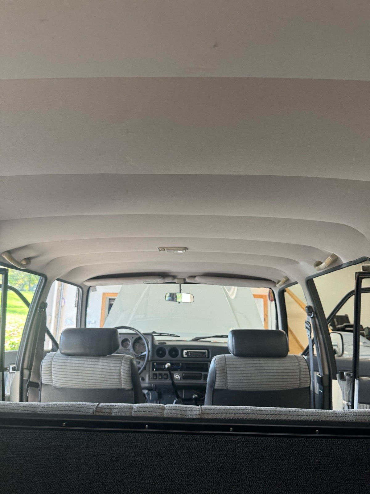 Toyota-Land-Cruiser-1987-22